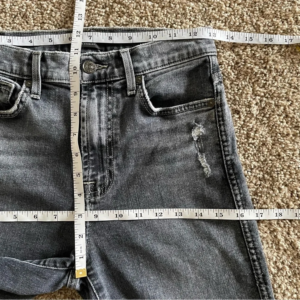 7 For All Mankind High Waist Cropped Straight Jeans Womens 26 Faded Black Ripped - Picture 12 of 15